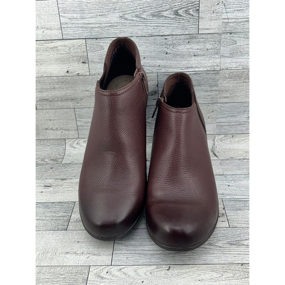 Clarks Collection Burgundy Pebbled Leather Ankle Boots Shooties Women Size 9M